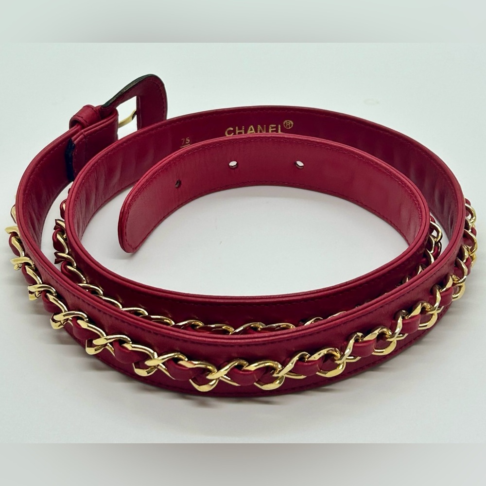 CHANEL Vintage Gold Chain Red Leather Belt NEW CONDITION